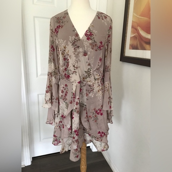 City Chic Dresses & Skirts - Flower Flow Dress